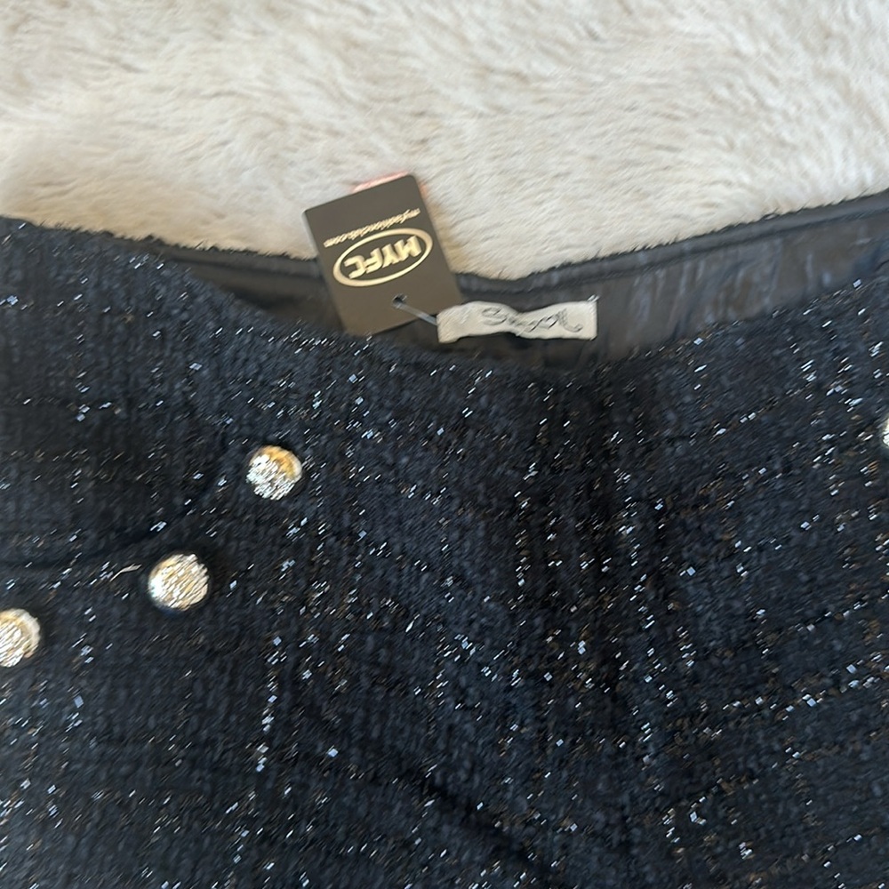 Swoon TWEED BLACK SHORTS - Picture 2 of 4